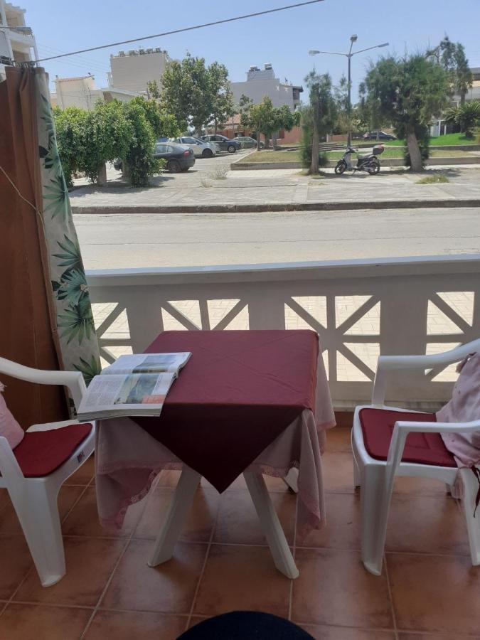 Tzil Home Kyparissia Exteriér fotografie