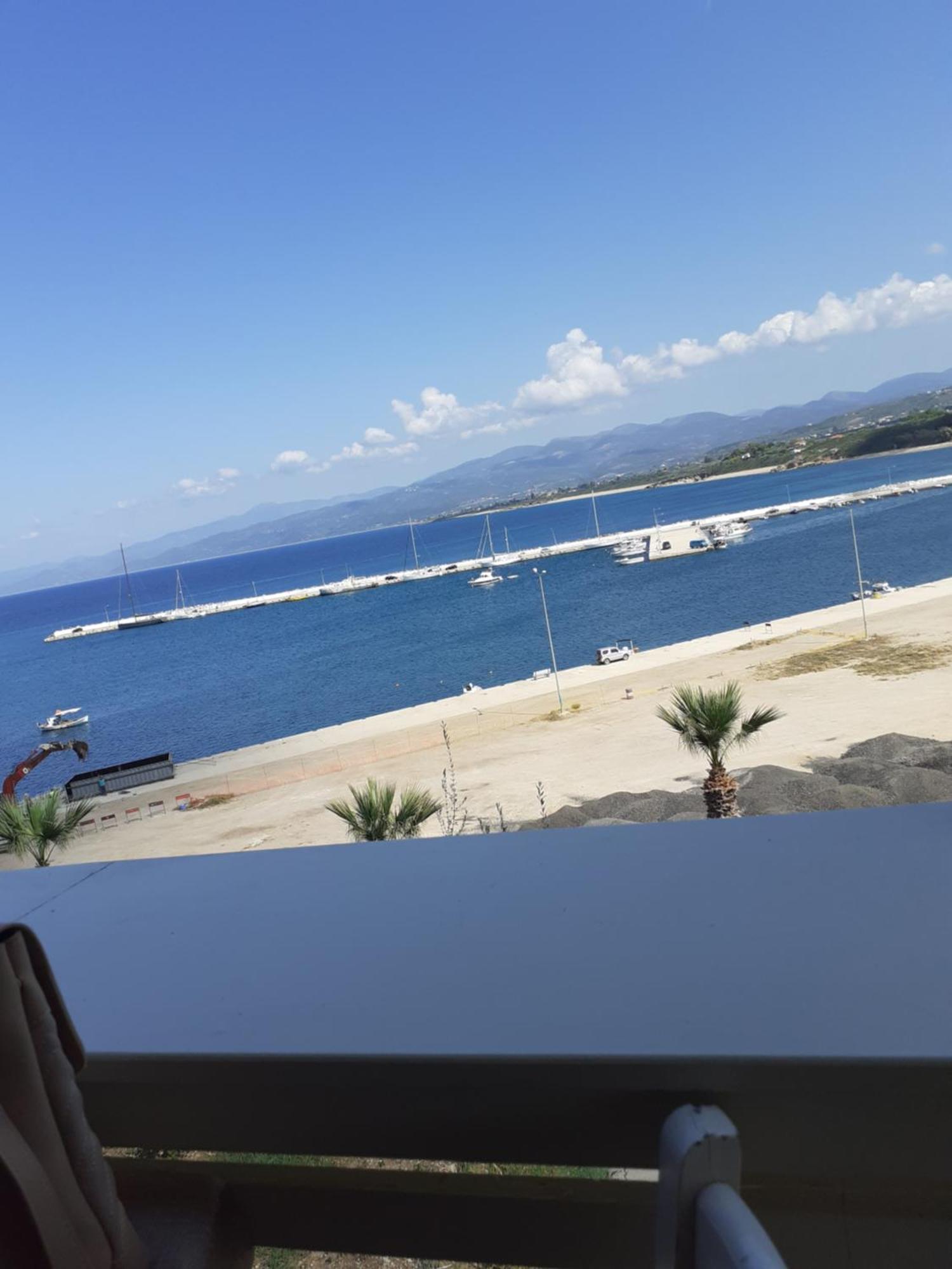 Tzil Home Kyparissia Exteriér fotografie